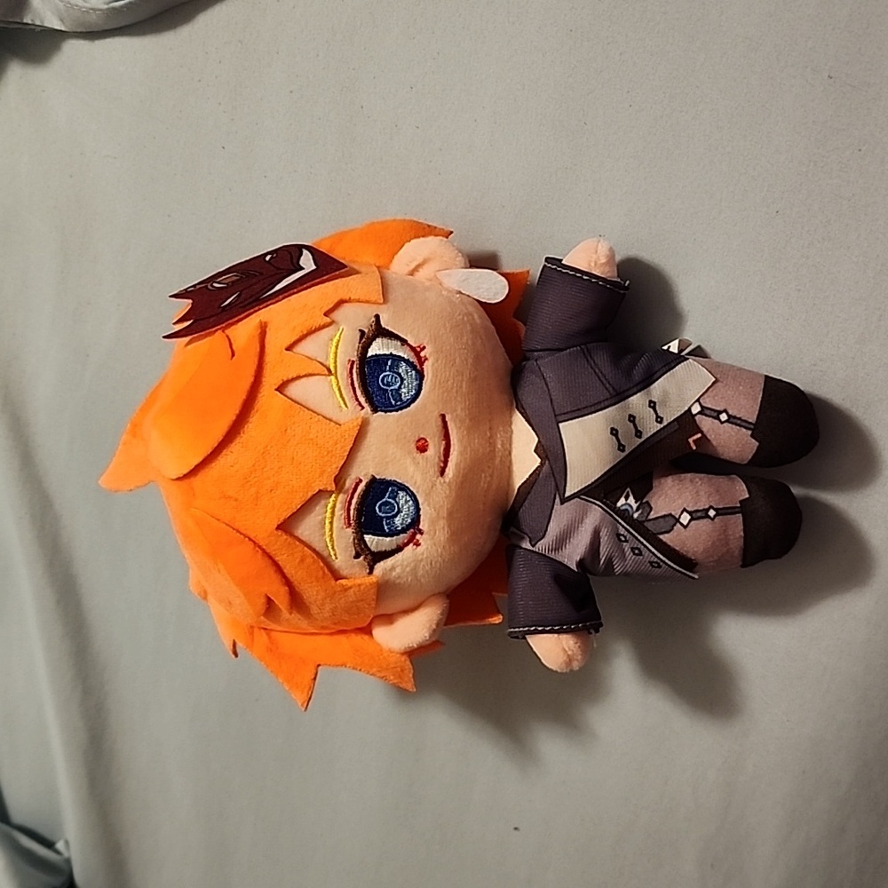Very wonky colored childe tartaglia 20 cm plush genshin impact